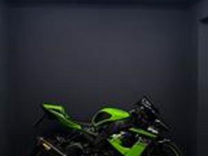 KAWASAKI ZX10R