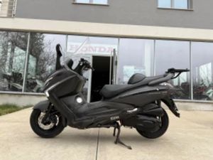 SYM GTS JOYMAX 11000KM !!! 300I