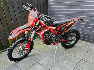 2023 BETA XTRAINER 300 ENDURO