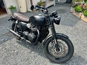 TRIUMPH BONNEVILLE T120 BLACK