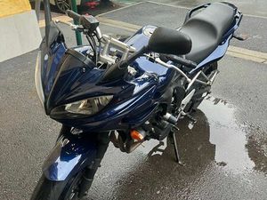 YAMAHA FAZER 600