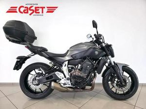② YAMAHA MT 07 A (ANNÉE DE CONSTRUCTION 2016)