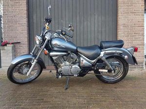 ② SUZUKI INTRUDER VL 250 2007