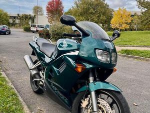 HONDA VFR 750