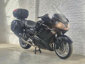 ② KAWASAKI GTR 1400 ABS @MOTOMOBILIA