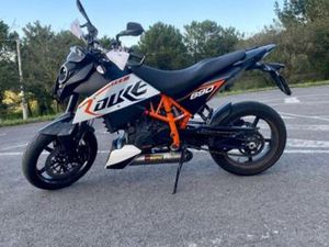 KTM - DUKE 690 R