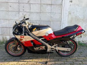 HONDA VFR 400 NC21 ALFRAGIDE