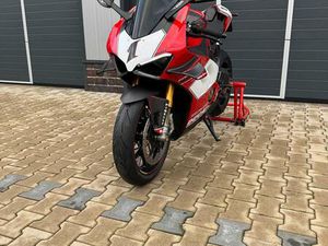 DUCATI PANIGALE V4 S