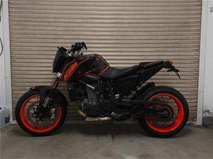 KTM 690 DUKE