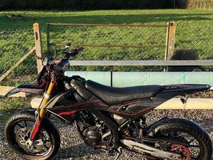 MOTO 50 CC RIEJU MRT 50 PRO