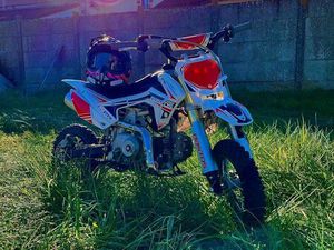 MOTO 70 CC PRIX NÉGOCIABLE