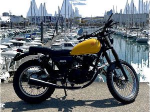 SUZUKI 125 SCRAMBLER 18000KMS UNIQUE