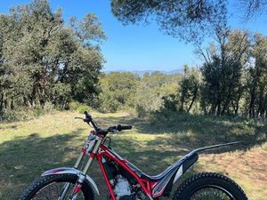 TRIAL 300 GAS GAS TXT