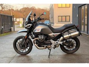 ② 2025 MOTO GUZZI V85 STRADA - DIRECTIEMOTOR
