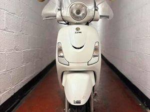 ② SYM FIDDLE 2 CLASSE A - 9 000 KM - COMME NEUF (SANS PERMIS)