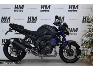 YAMAHA FZ 8