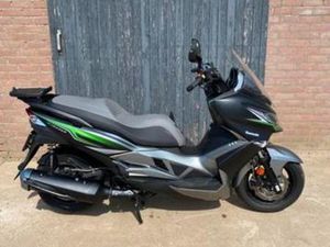 KAWASAKI J 300 BJ 2018 — MOTOREN | KAWASAKI — MARKTPLAATS