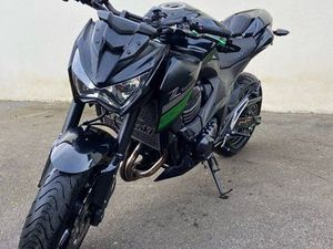 KAWASAKI Z800