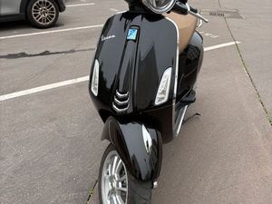VESPA PRIMAVERA 125