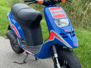PUCH PIAGGIO GILERA TYPHOON MARTINI RACING UITVOERING — SCOOTERS | PIAGGIO — MARKTPLAATS