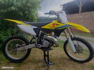 125 RM 2002