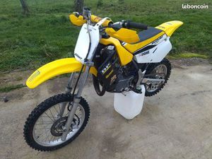 VEND MOTO SUZUKI 85 RM