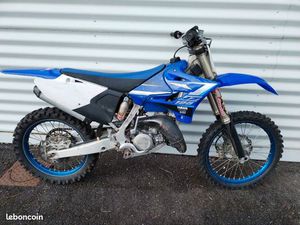 A SAISIR YAMAHA YZ 125