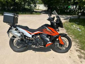 ② KTM 790