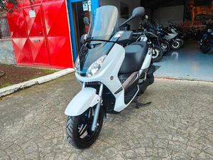 YAMAHA - XMAX 250