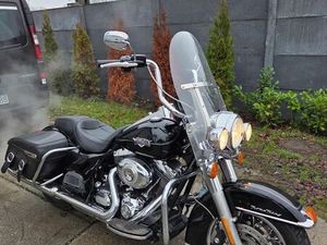 HARLEY-DAVIDSON TOURING ROAD KING