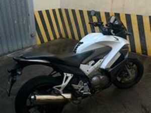 HONDA VFR800X CROSSRUNNER 2011