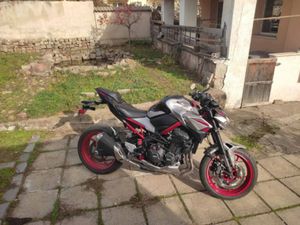 KAWASAKI Z Z 900 A2 →
