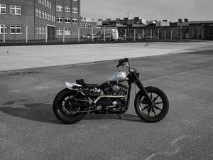 CUSTOM HARLEY DAVIDSON BOBBER/CHOPPER - KOMPLETT ÜBERHOLT