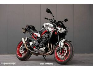 KAWASAKI Z 900