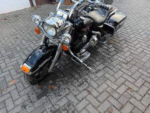 HARLEY-DAVIDSON ROAD KING SCHEUNENFUND