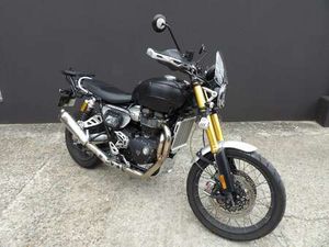 TRIUMPH SCRAMBLER