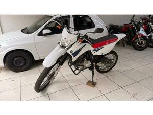 YAMAHA FAZER 250 LE BLACK EDITION