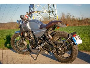 FB MONDIAL HPS 300 CAFE RACER →