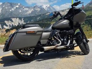 HARLEY-DAVIDSON ROAD GLIDE SPECIAL