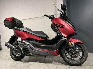 ② HONDA FORZA 125 (ANNÉE DE CONSTRUCTION 2021)