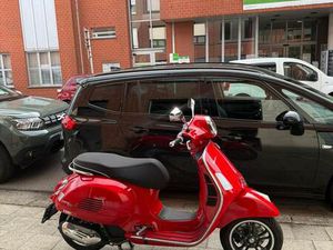 ② VESPA 125 GTS SUPER , 2024 ( NIEUW)2 JAAR GARANTIE