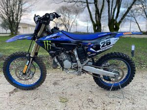 125 YZ