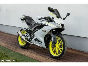 YAMAHA YZF