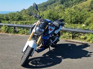 BMW F 900 R