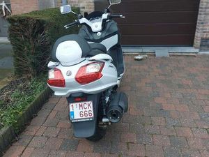 ② MAX SYM 400I ABS