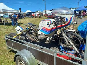 ② BMW R90S POUR CIRCUIT