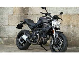 DUCATI MONSTER 797 DARK MAFAMUDE E VILAR DO PARAÍSO