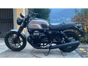 VENDO MOTO GUZZI V7 STONE (2021 - 24) USATA A ARGEGNO (CODICE 9904004) - MOTO.IT