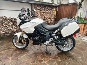 TRIUMPH TIGER 1050 ABS
