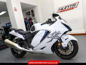 2023, '23 SUZUKI GSX1300R HAYABUSA. 1 OWNER. JUST 2,592 MILES. STUNNING. £11,995